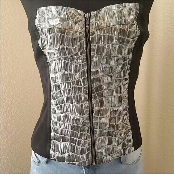 Zip front corset top - Picture 2 of 3